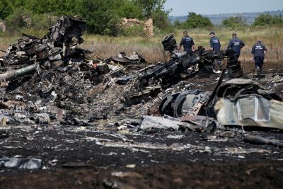 What caused the tragedy of Malaysia Airlines Flight 17 2 what caused the tragedy of malaysia airlines flight 17
